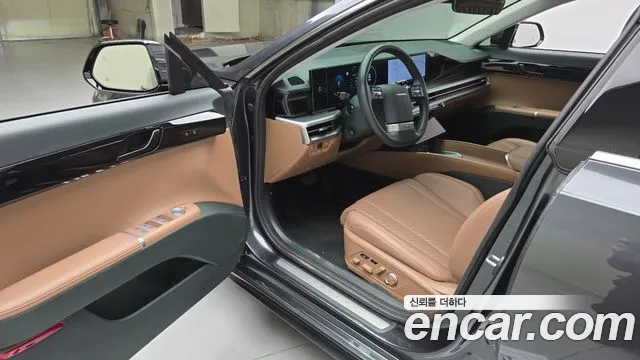 Hyundai Grandeur GN7 — Фото автомобиля 10