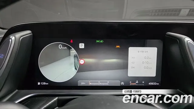 Genesis G90 Бензин 3.5 турбо AWD — Фото автомобиля 8