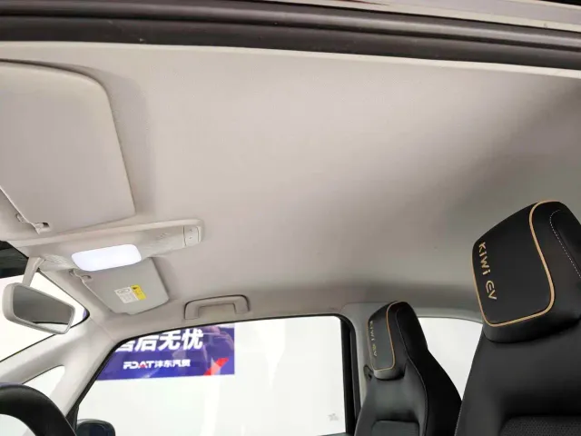 Baojun KiWi EV — Фото автомобиля 12