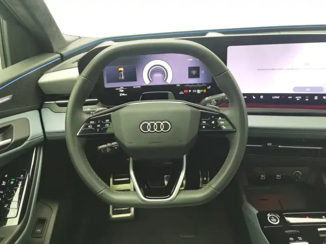 Audi Q6L e-tron — Фото автомобиля 11