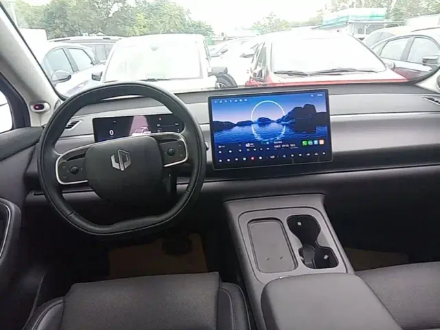 Leapmotor C16 — Фото автомобиля 10