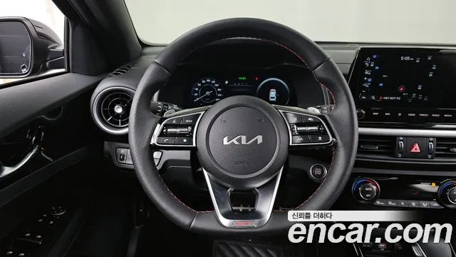 Kia K3 Новый K3 2 поколение 1.6 Turbo GT 5 дверей — Фото автомобиля 13