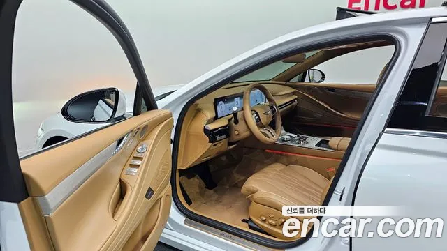 Genesis G80 Бензин 2.5 турбо AWD — Фото автомобиля 10