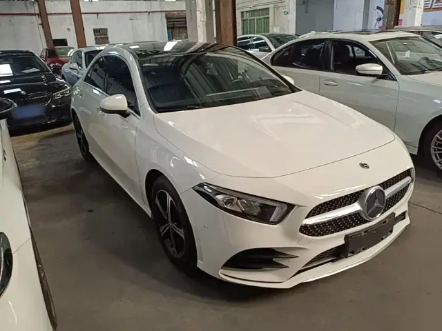 Mercedes-Benz A-Class — Фото автомобиля 3