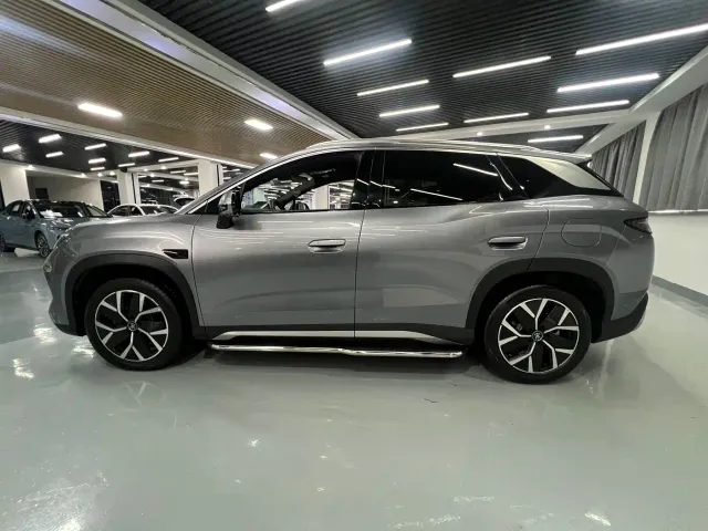 BYD Song L DM-i — Фото автомобиля 8