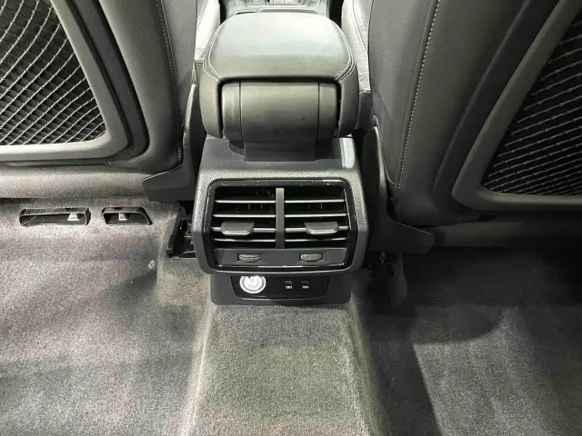 Audi Q3 — Фото автомобиля 12