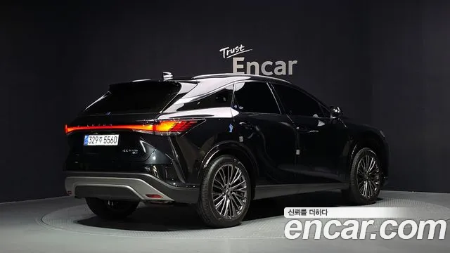 Lexus RX — Фото автомобиля 2
