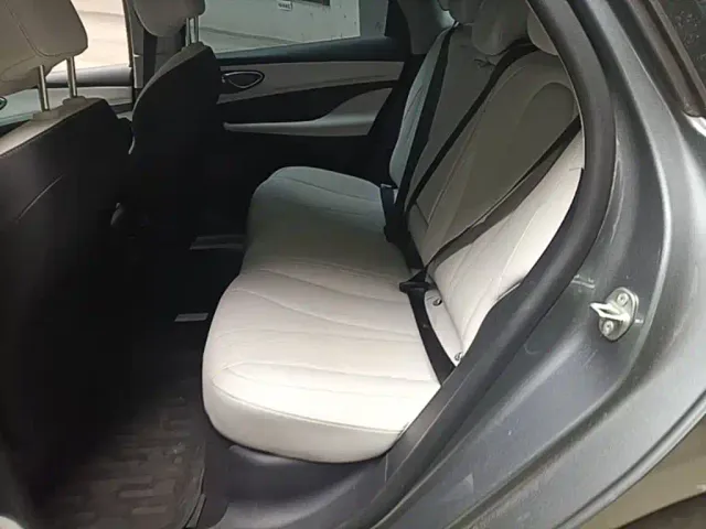 BYD Seal 05 DM-i — Фото автомобиля 16