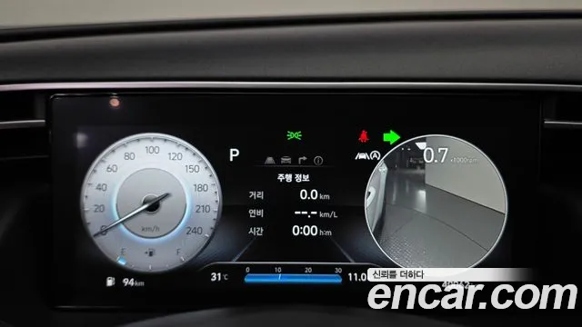 Hyundai Tucson Tucson (NX4) Бензин 1.6 турбо 2WD — Фото автомобиля 8