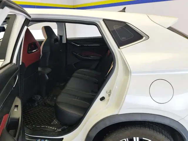 Changan Oushang X5 — Фото автомобиля 11