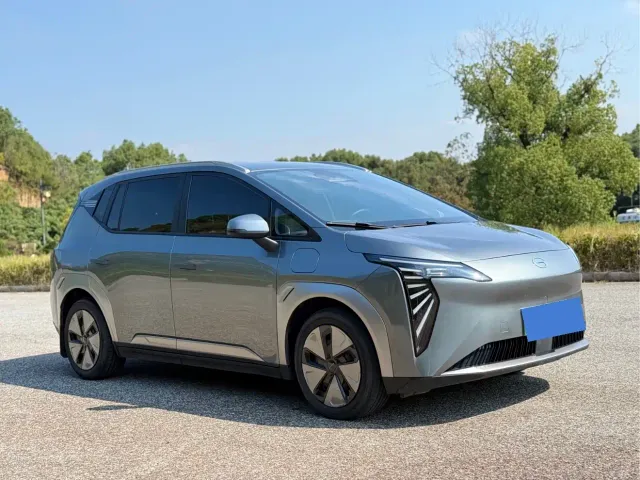 GAC Aion Y — Фото автомобиля 2