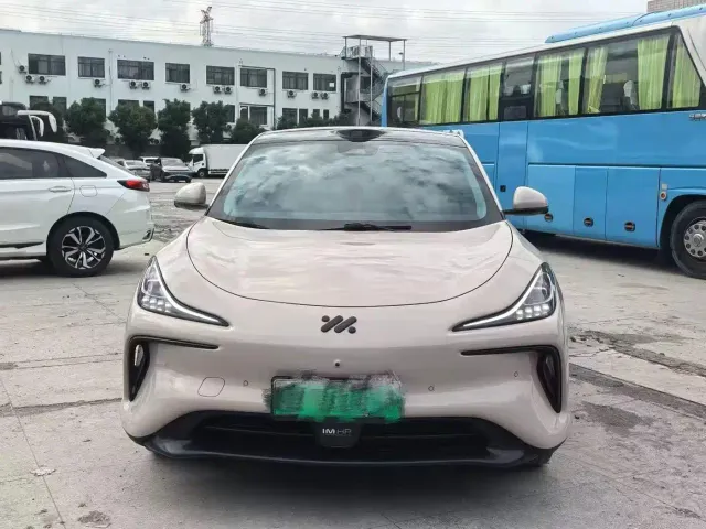IM Motors LS6 — Фото автомобиля 2