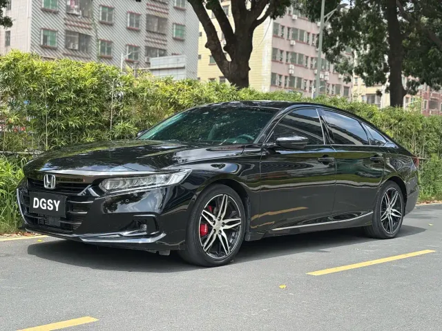 Фотография автомобиля — Honda Accord