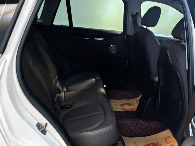 BMW X1 — Фото автомобиля 24