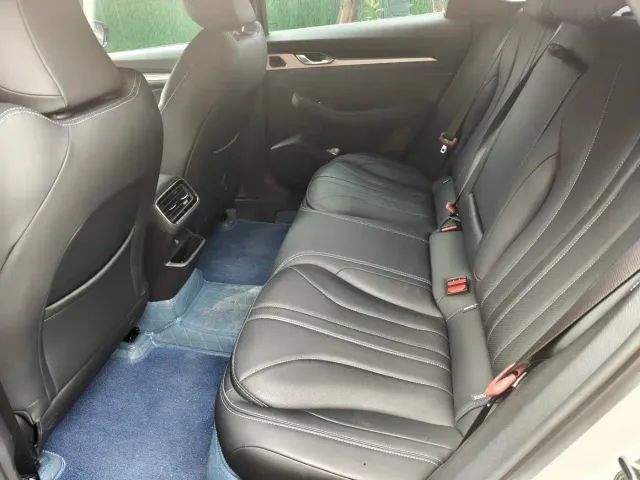 Geely Xingrui — Фото автомобиля 8