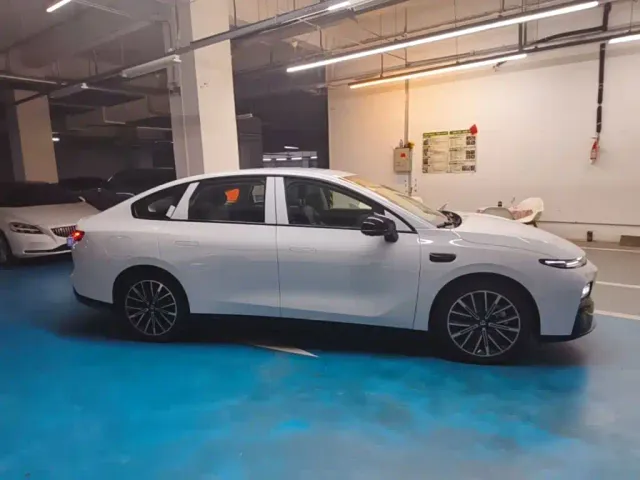 Leapmotor Leapmotor B01 2025 Model 550 Smart Edition — Фото автомобиля 27