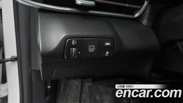 Hyundai Avante CN7 — Фото автомобиля 16