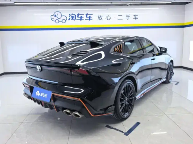 Changan UNI-V — Фото автомобиля 3