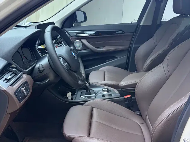 BMW X1 — Фото автомобиля 9