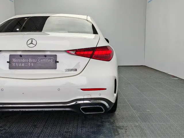 Mercedes-Benz C-Class — Фото автомобиля 19