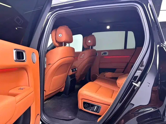 Li Auto L7 — Фото автомобиля 5