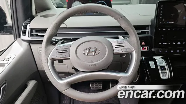 Hyundai Staria Staria 4WD Lounge 7 мест — Фото автомобиля 13