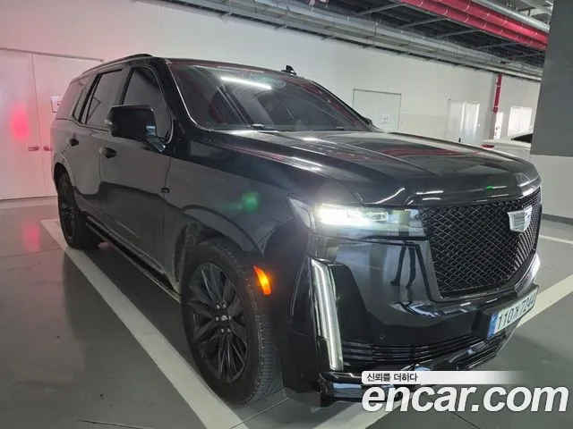 Cadillac Escalade 5th Gen — Фото автомобиля 3