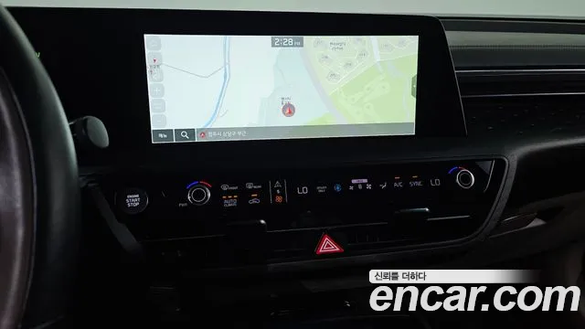 Kia K8 Hybrid — Фото автомобиля 15