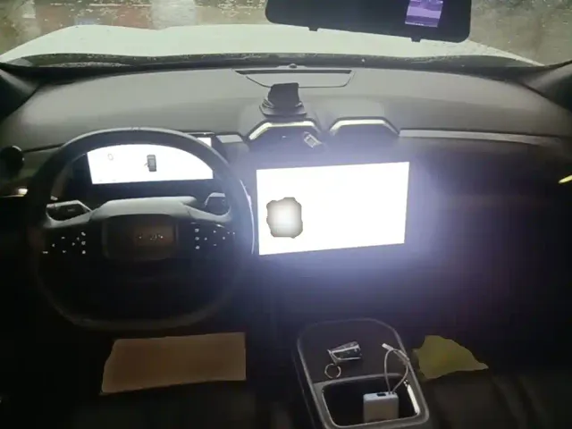Dongfeng Fengshen L7 — Фото автомобиля 9