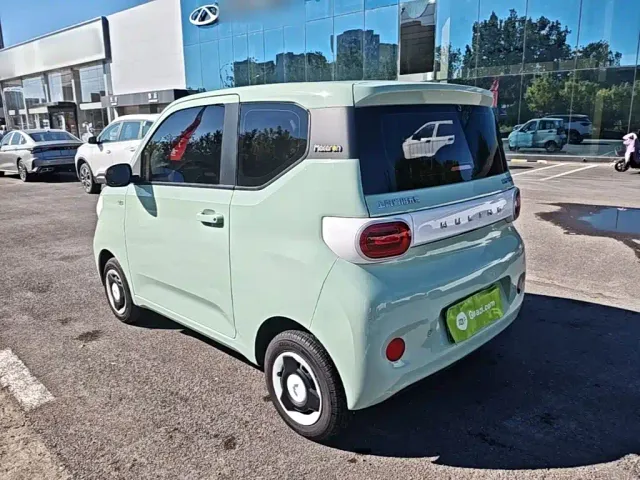 Wuling Hongguang Mini EV — Фото автомобиля 4