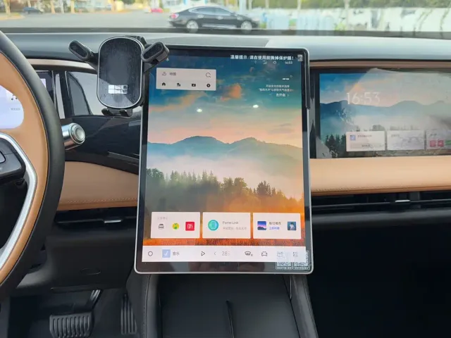 Geely Galaxy L7 — Фото автомобиля 14