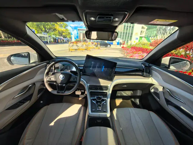 BYD Song Pro — Фото автомобиля 5
