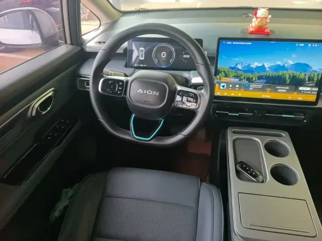 GAC Aion Y — Фото автомобиля 10