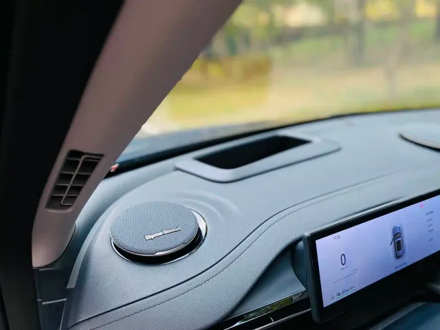 Geely Galaxy E5 — Фото автомобиля 9