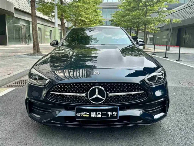Mercedes-Benz C-Class — Фото автомобиля 2