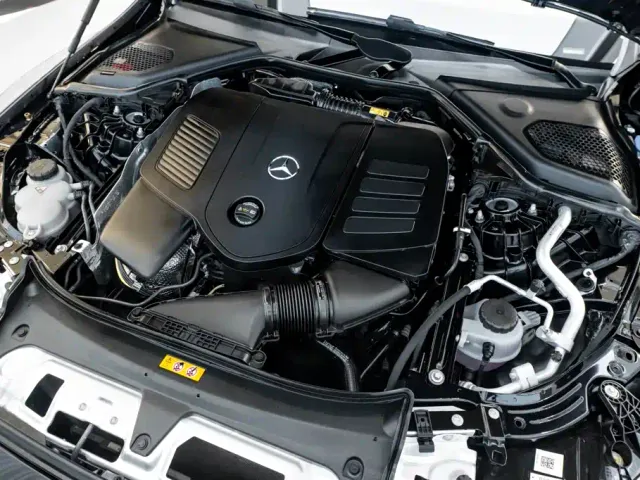 Mercedes-Benz E-Class — Фото автомобиля 11
