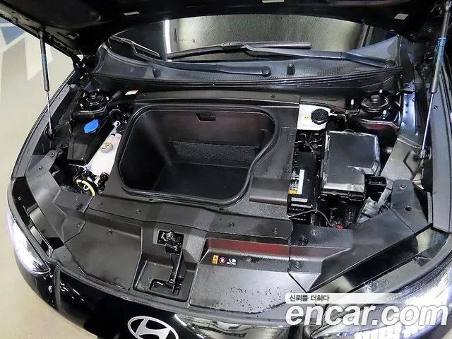 Hyundai Ioniq 6 — Фото автомобиля 19