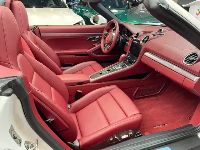 Porsche 718 — Фото автомобиля 6
