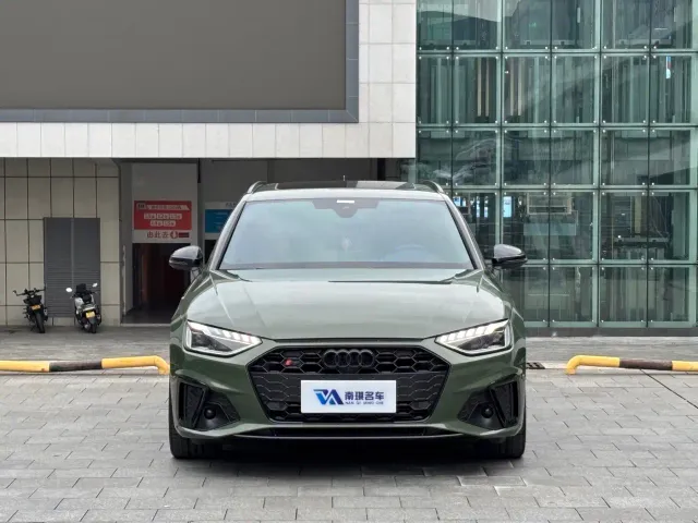 Audi S4 — Фото автомобиля 2