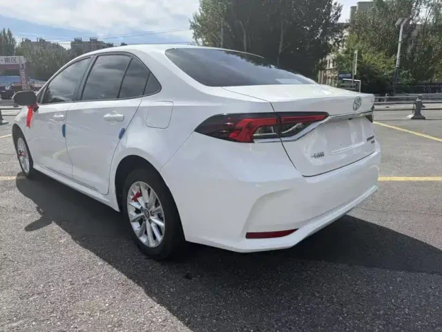 Toyota Corolla 2021 1.2T S-CVT Elite PLUS Edition — Фото автомобиля 7