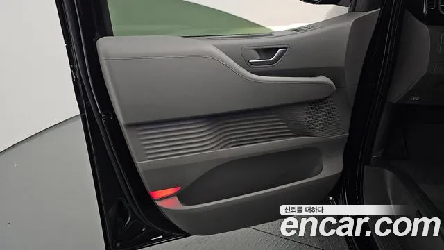 Hyundai Staria — Фото автомобиля 14
