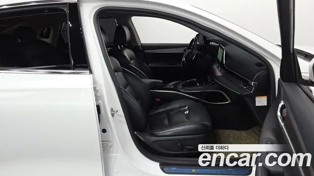 Hyundai Grandeur (New) Hybrid — Фото автомобиля 10