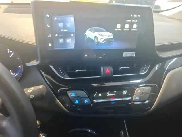 Toyota IZOA — Фото автомобиля 12