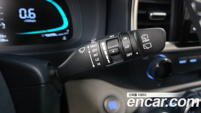 Hyundai Venue — Фото автомобиля 25