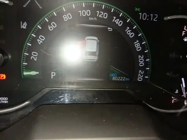 Toyota RAV4 — Фото автомобиля 11