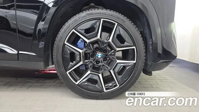 BMW XM — Фото автомобиля 18