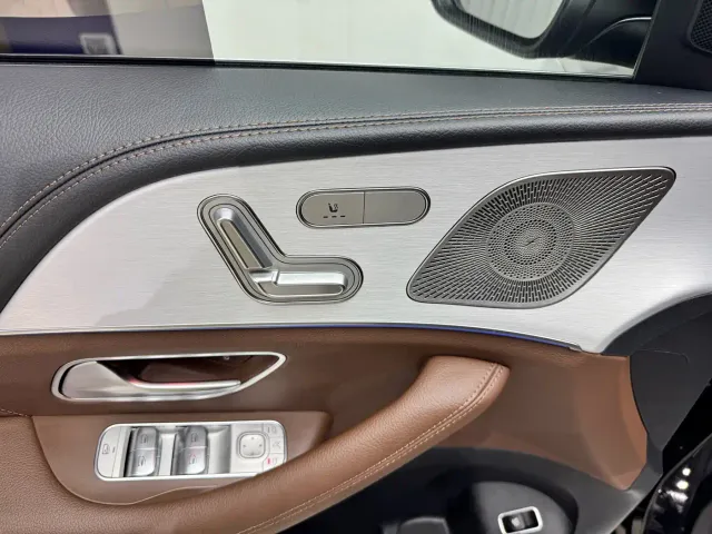 Mercedes-Benz GLE-Class — Фото автомобиля 17