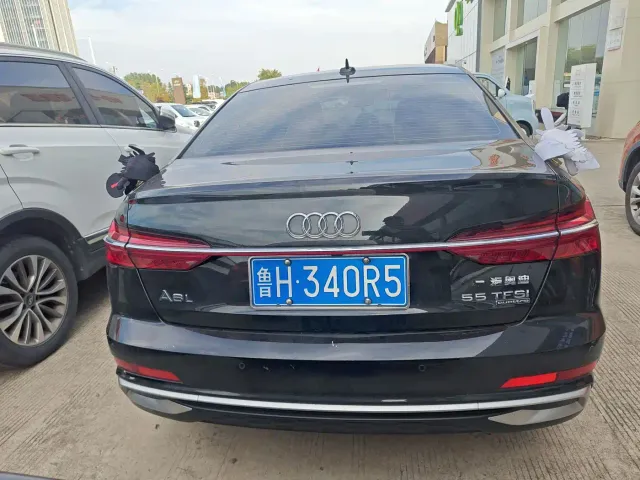 Audi A6L — Фото автомобиля 10