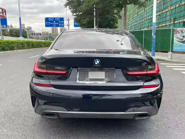 BMW 3 Series — Фото автомобиля 4