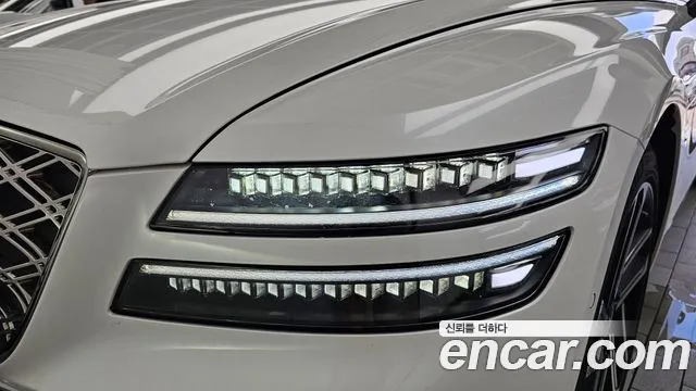 Genesis G80 Бензин 2.5 турбо AWD — Фото автомобиля 22